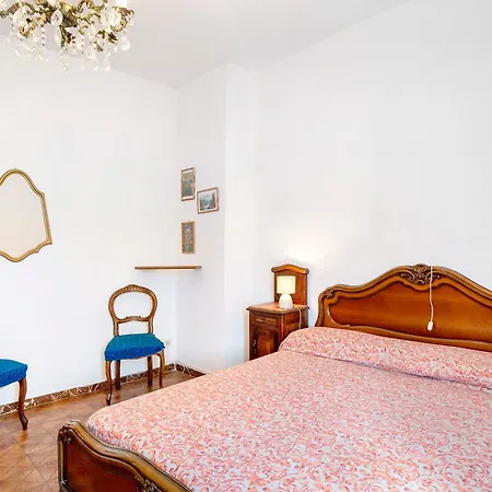 Casa Giordano Dolcedo